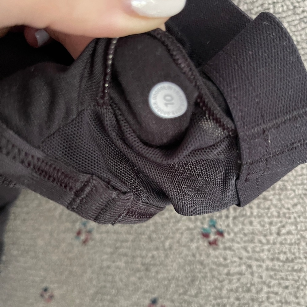Lululemon Power Y Camo Tank Top 10 - Picture 7 of 7